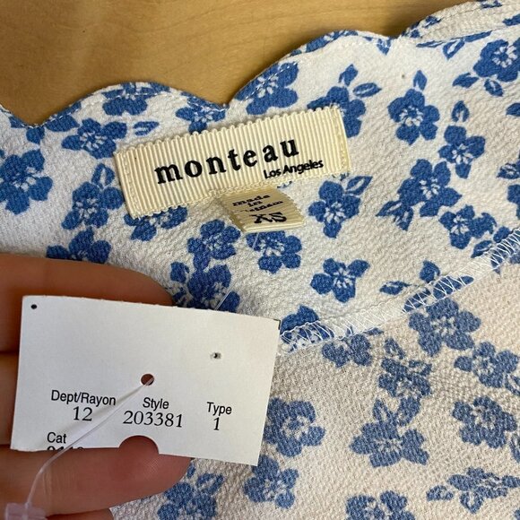 MONTEAU Top New XSmall Blue Flowers BNWT Scalloped - Picture 5 of 6